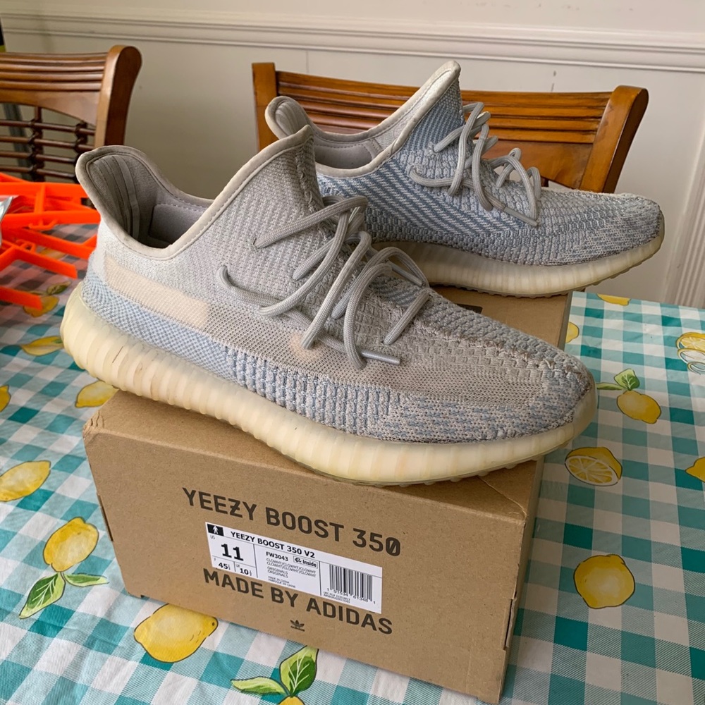 Adidas Yeezy Boost 350 V2 Cloud White Size 11